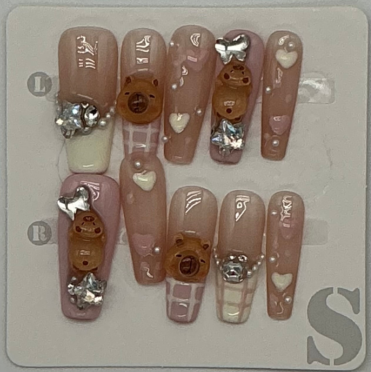 Press-On Nails, Coffin Shape