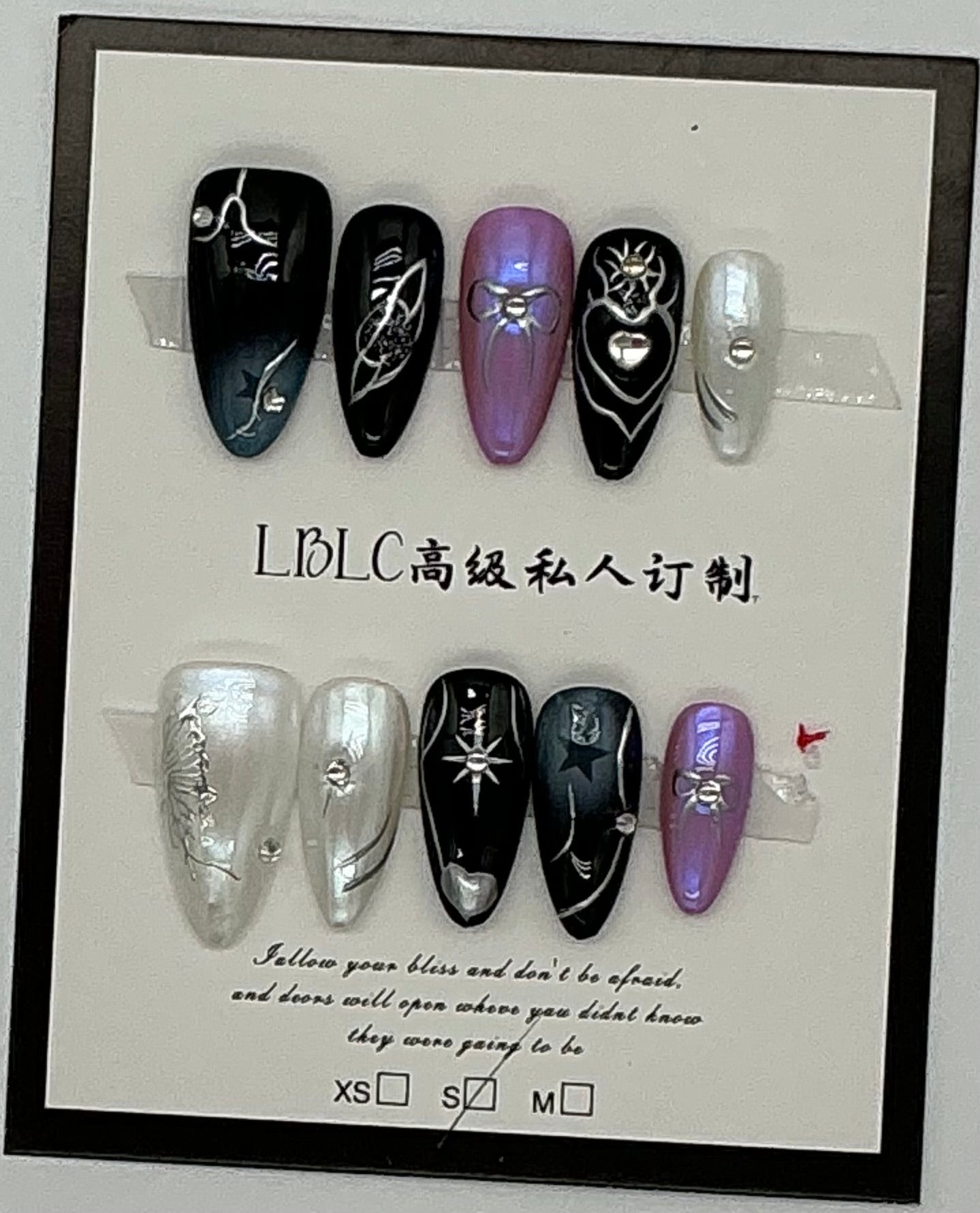 Press-On Nails, Almond Shape