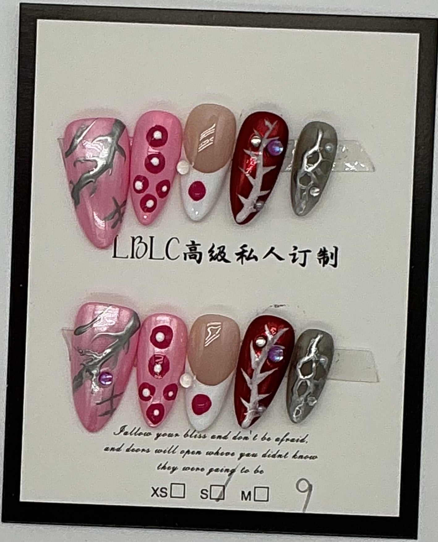 Press-On Nails, Almond Shape