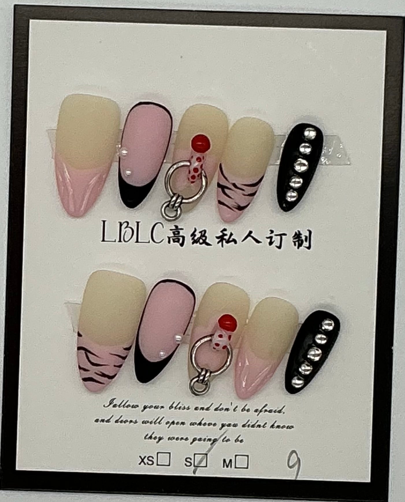 Press-On Nails, Almond Shape