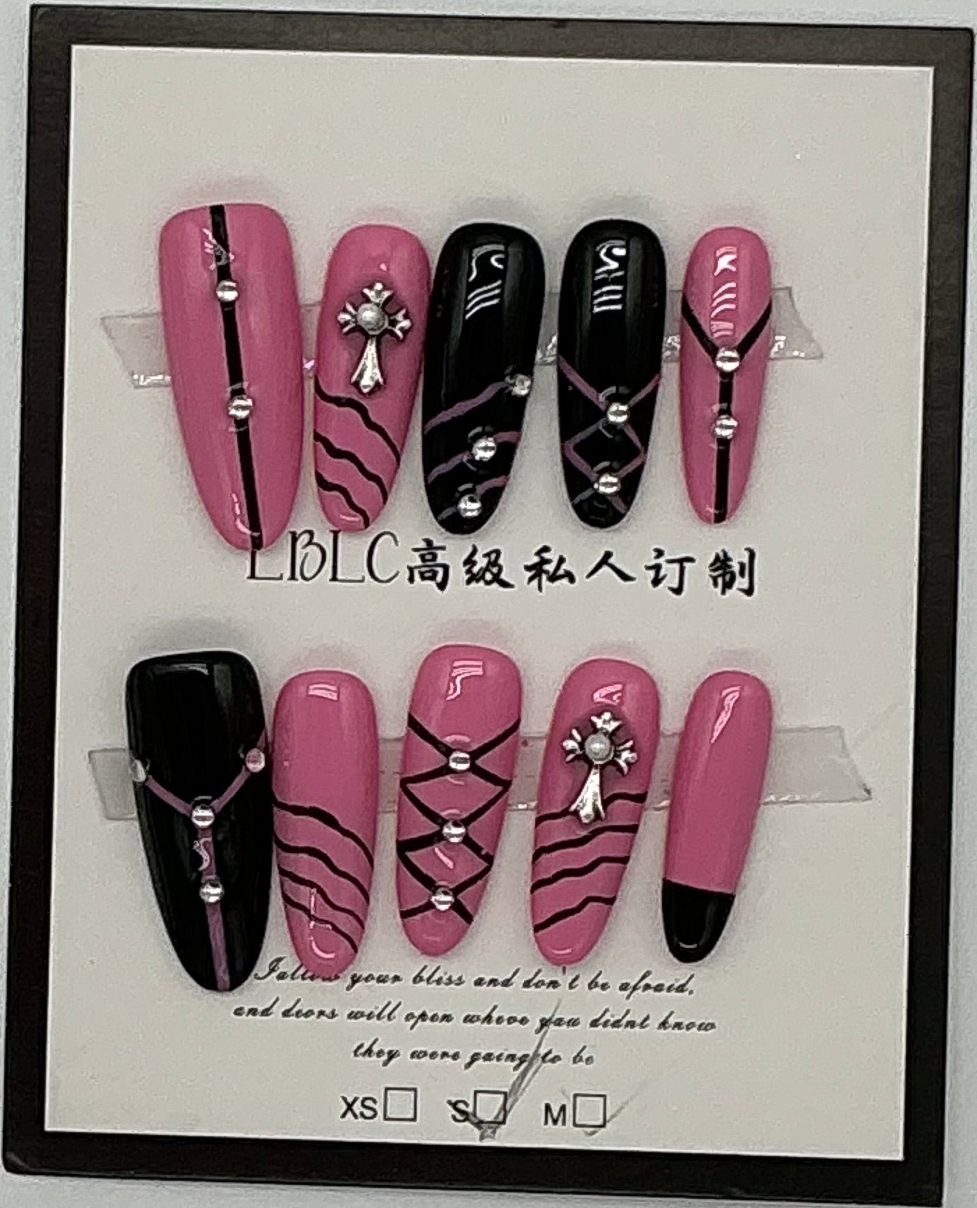 Press-On Nails, Almond Shape