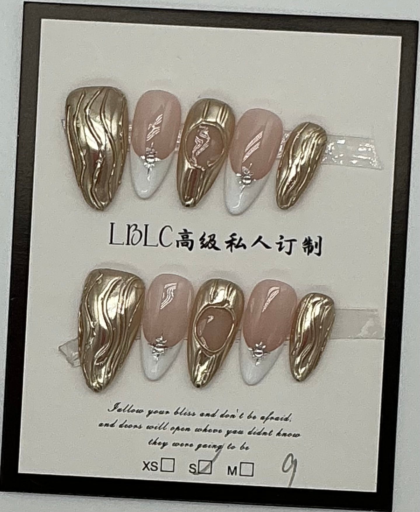 Press-On Nails, Almond Shape
