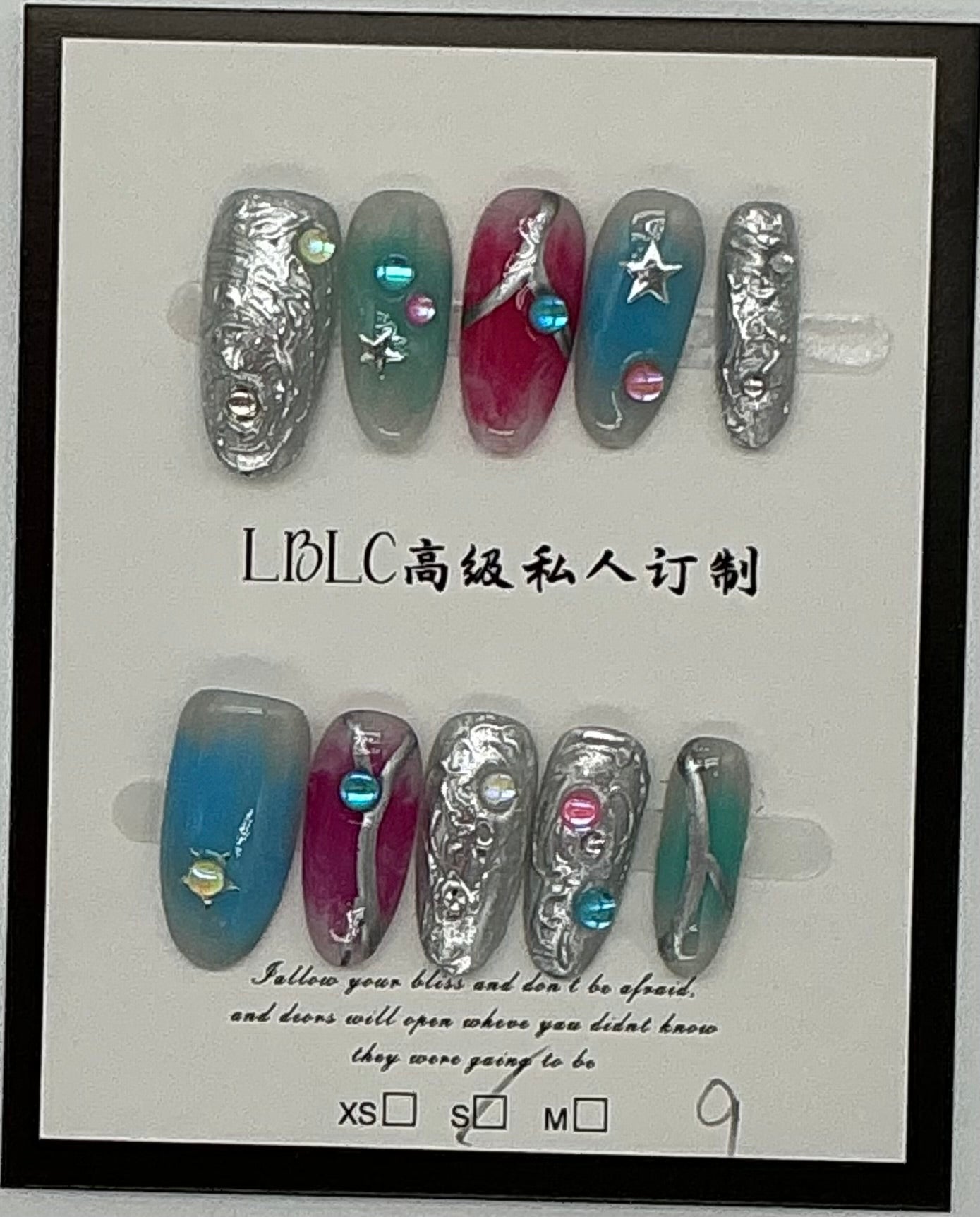Press-On Nails, Almond Shape